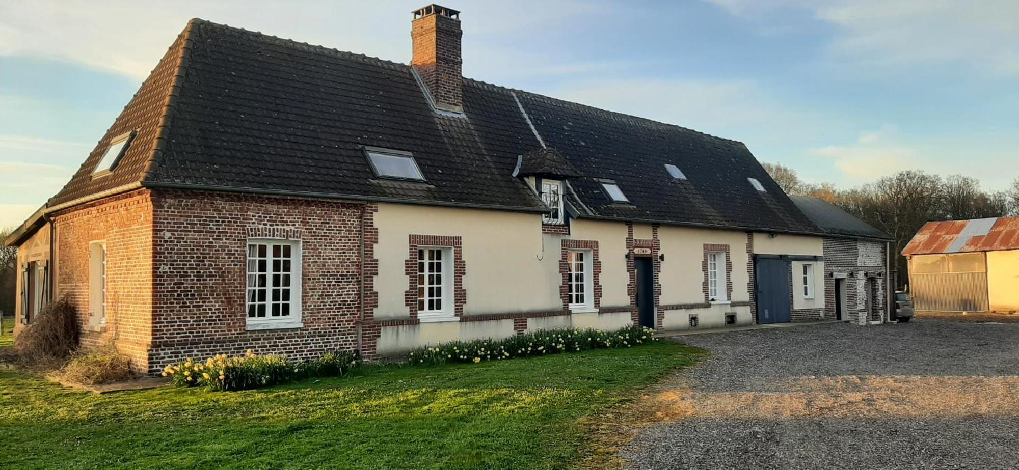 Le Thuit - F2 Plain Pied Tout Equipe A La Ferme Charleval  Eksteriør billede